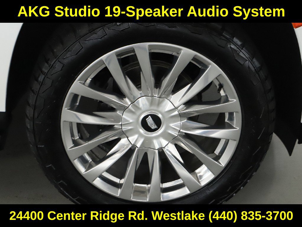 Used 2023 Cadillac Escalade Premium Luxury AWD/4WD image 11