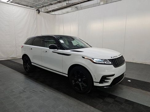 Used 2022 Land Rover Range Rover Velar R-Dynamic S image 4