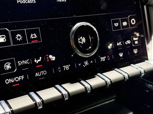 New 2025 GMC Acadia Elevation w/ Elevation Premium Package image 15