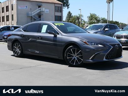 Used 2024 Lexus ES 350 w/ Premium Package