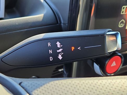 New 2025 Chevrolet Brightdrop 400 image 14