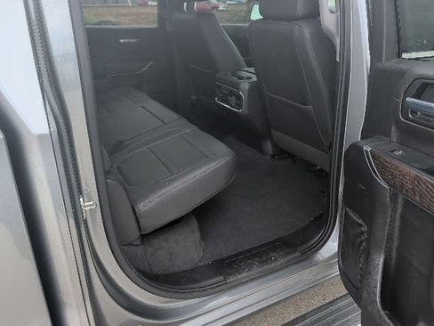 Used 2020 GMC Sierra 1500 Denali w/ Denali Ultimate Package AWD/4WD image 10