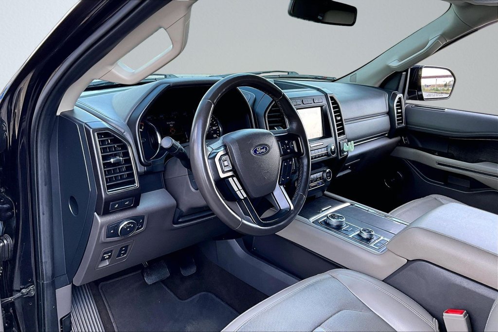 Used 2021 Ford Expedition Limited AWD/4WD image 11