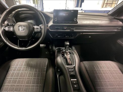 Used 2025 Honda HR-V Sport image 21