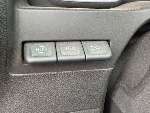 Used 2022 Chevrolet Silverado 2500 LTZ w/ LTZ Convenience Package AWD/4WD image 13