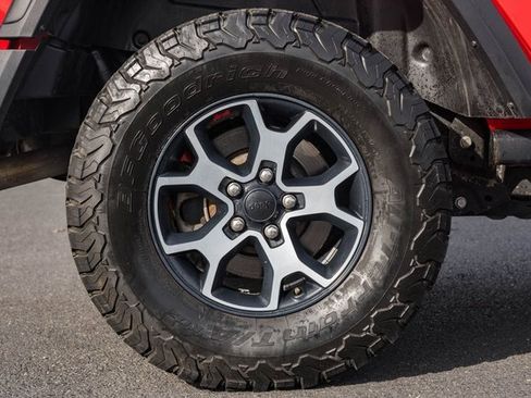 Used 2020 Jeep Wrangler Unlimited Rubicon w/ LED Lighting Group image 19