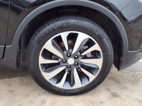 Used 2021 Buick Encore Preferred image 10