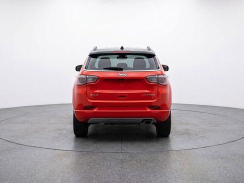 Used 2025 Jeep Compass Limited AWD/4WD image 7