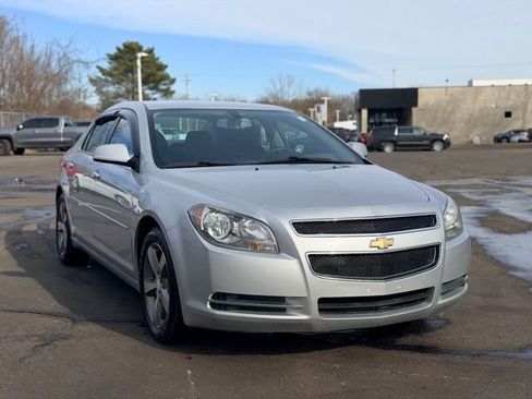 Used 2012 Chevrolet Malibu LT image 2