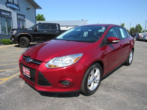 Used 2013 Ford Focus SE FWD image 1