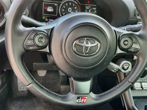 Used 2023 Toyota GR86 RWD image 11