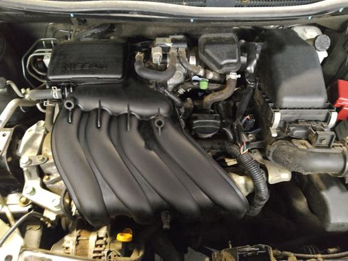 Used 2018 Nissan Versa SV w/ SV Special Edition Package FWD image 30