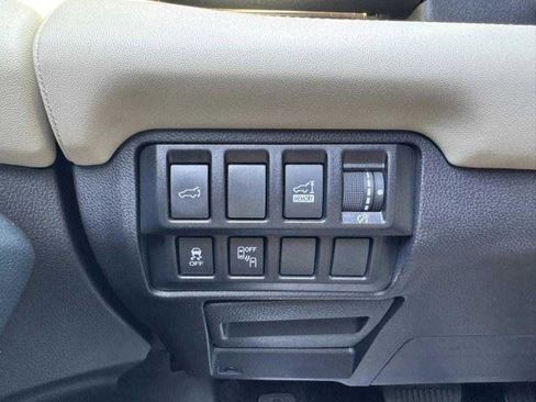 Used 2019 Subaru Ascent Touring AWD/4WD image 23