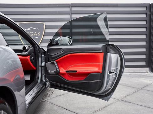Used 2020 Ferrari GTC4Lusso T RWD image 28