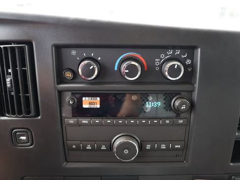 New 2026 GMC Savana 2500 w/ Enhanced Convenience Package RWD image 17