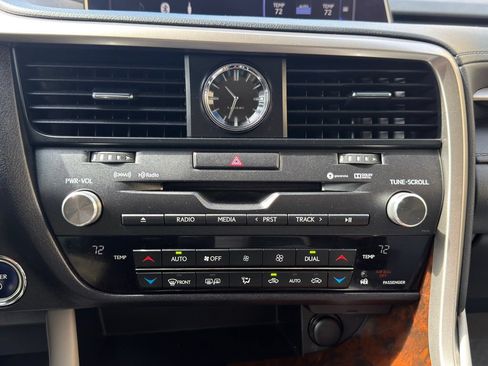 Used 2019 Lexus RX 450h AWD w/ Navigation Package image 33