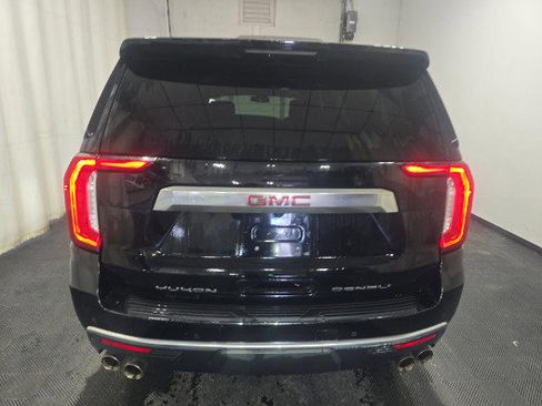 Used 2024 GMC Yukon XL Denali image 7