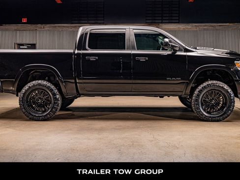 Used 2019 RAM 1500 Laramie image 11