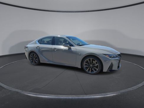 Used 2025 Lexus IS 350 F Sport RWD image 2