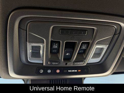 Used 2025 Chevrolet Silverado 1500 RST w/ Convenience Package II RWD image 28