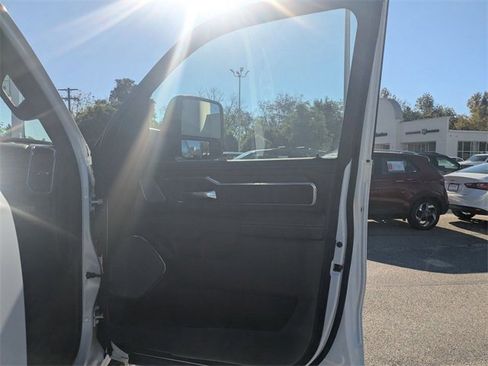 New 2026 RAM 1500 Laramie w/ Night Edition image 32