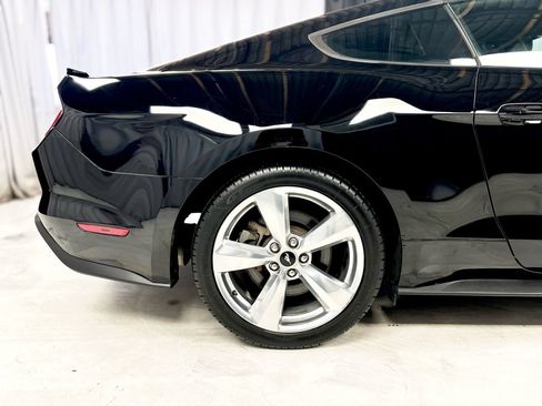 Used 2018 Ford Mustang GT Premium w/ Safe & Smart Package RWD image 6