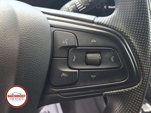 Used 2024 Buick Envista Preferred w/ Convenience II Package FWD image 19
