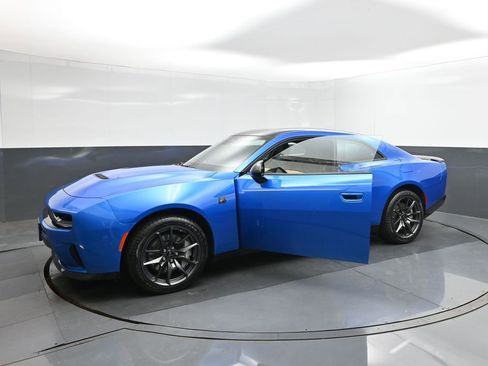 New 2026 Dodge Charger Scat Pack w/ Blacktop Package AWD/4WD image 31