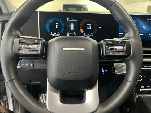 Used 2025 Hyundai Santa Fe SEL image 31