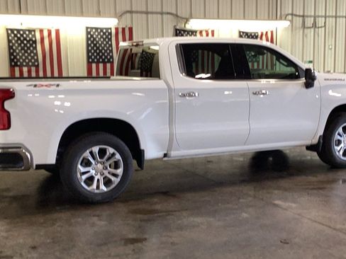 New 2026 Chevrolet Silverado 1500 LTZ AWD/4WD image 19