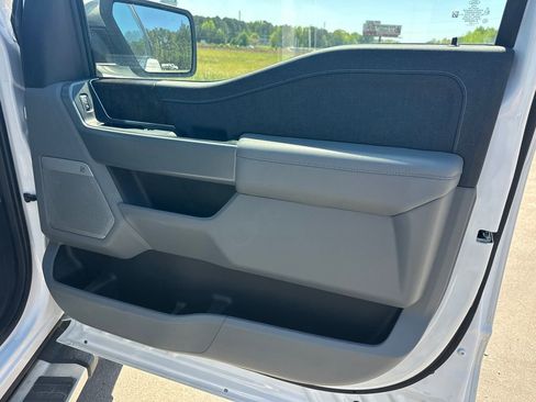 Used 2023 Ford F150 Lariat w/ FX4 Off-Road Package AWD/4WD image 14