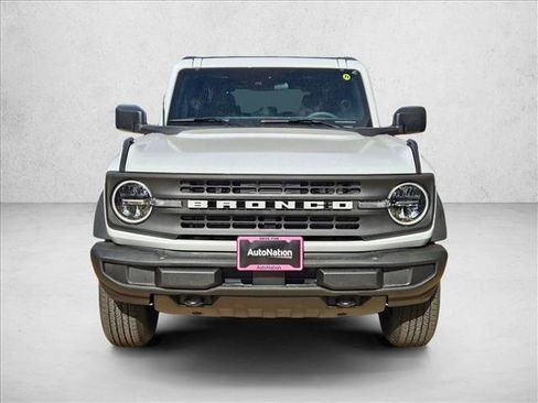 New 2025 Ford Bronco 4-Door AWD/4WD image 6