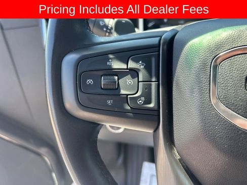 Used 2024 GMC Sierra 1500 AT4 w/ Technology Package AWD/4WD image 10