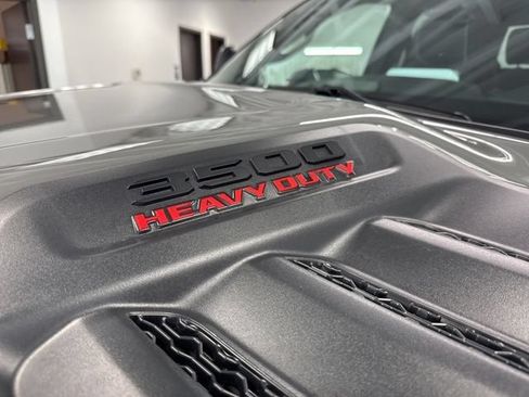 New 2026 RAM 3500 Laramie AWD/4WD image 4