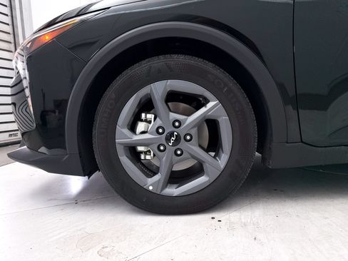 Certified 2025 Kia K4 FWD image 13