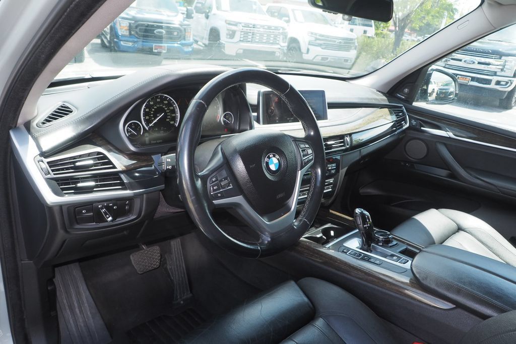 Used 2016 BMW X5 xDrive50i AWD/4WD image 12