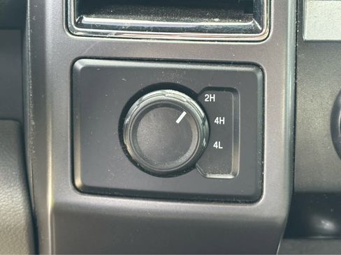 Used 2020 Ford F150 XLT w/ Equipment Group 301A Mid AWD/4WD image 16