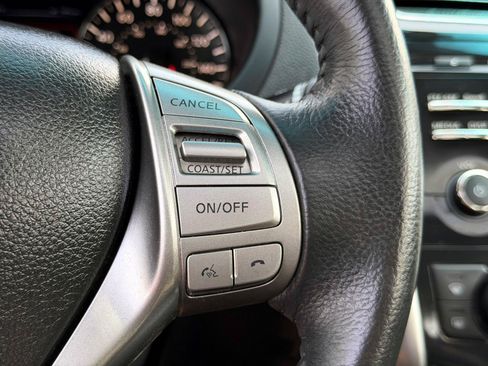 Used 2015 Nissan Altima 2.5 SV w/ Convenience Package FWD image 23