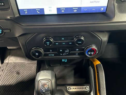 Certified 2024 Ford Bronco Badlands AWD/4WD image 23