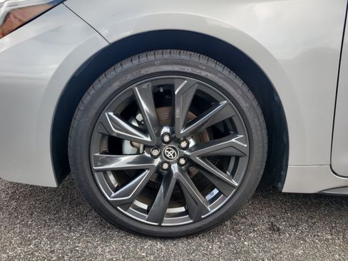 Used 2025 Toyota Corolla SE FWD image 9