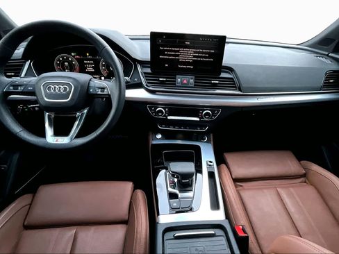 Certified 2024 Audi Q5 2.0T Prestige w/ Prestige Package AWD/4WD image 16
