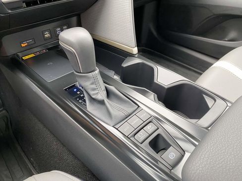 Used 2026 Toyota Camry SE FWD image 26