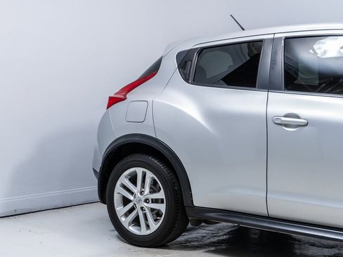 Used 2014 Nissan Juke S image 11