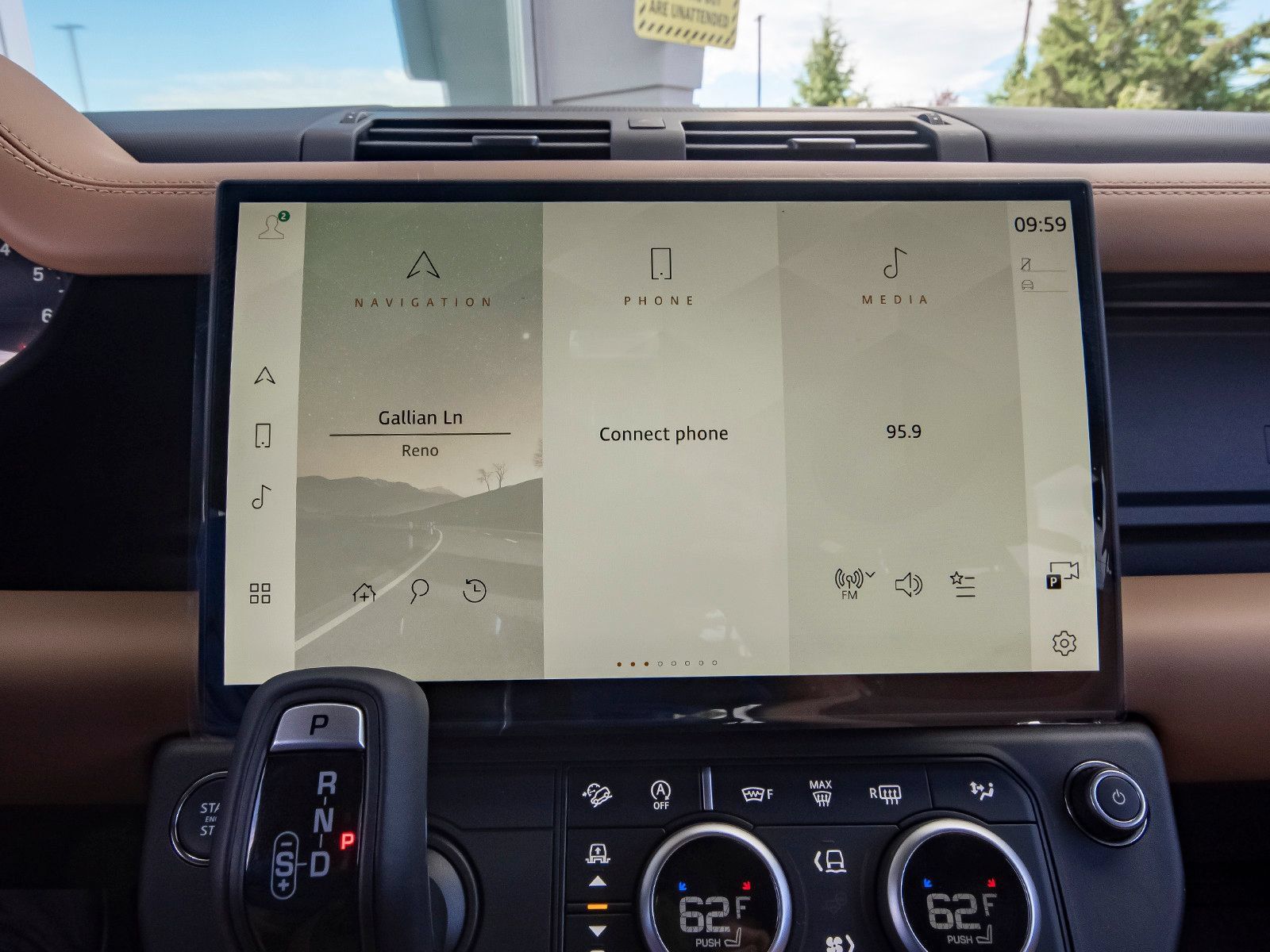 New 2026 Land Rover Defender 110 X-Dynamic SE AWD/4WD image 18