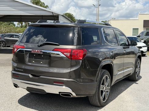 Used 2019 GMC Acadia Denali w/ Technology Package FWD image 5