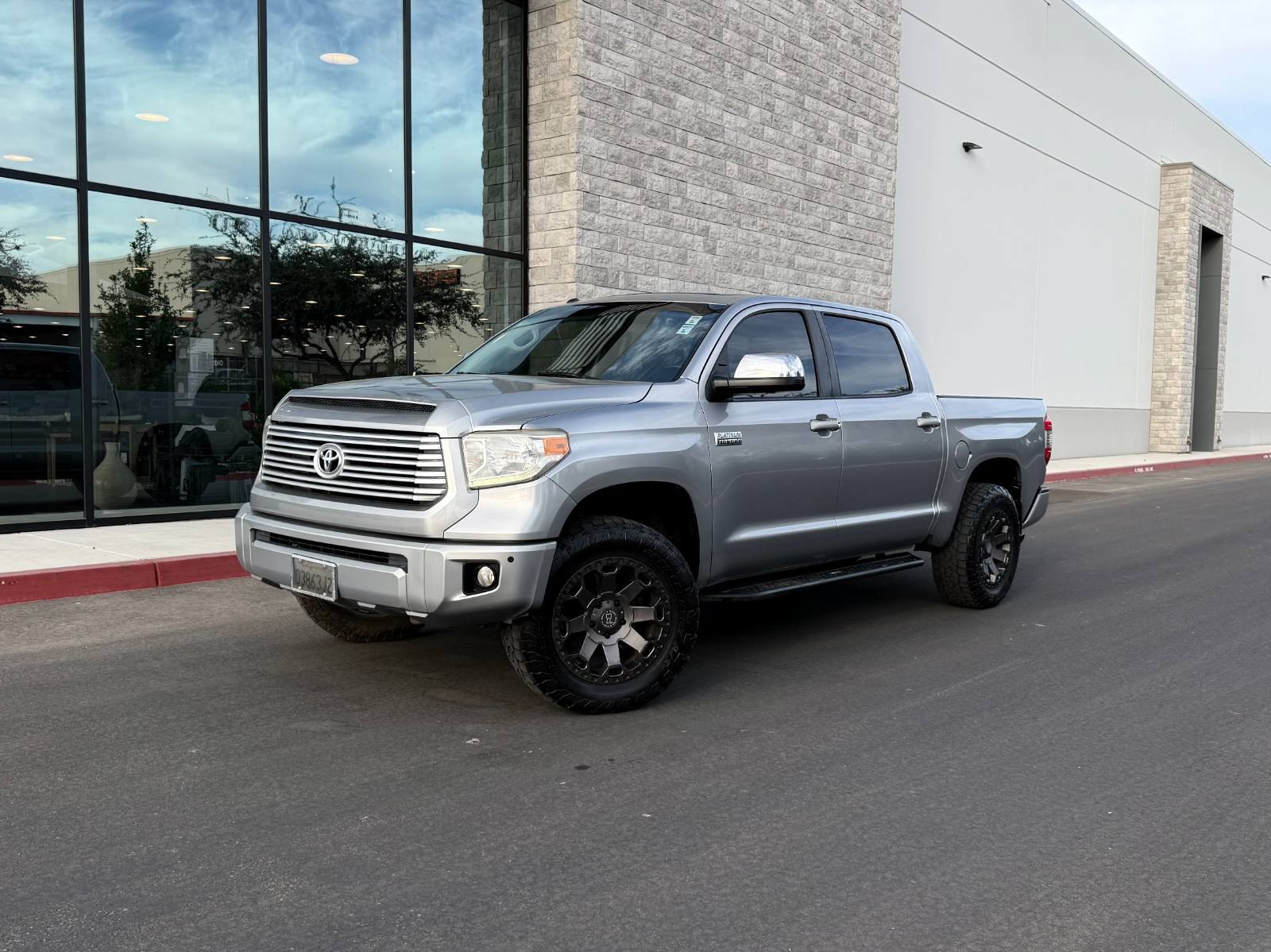 Used 2015 Toyota Tundra Platinum AWD/4WD image 1