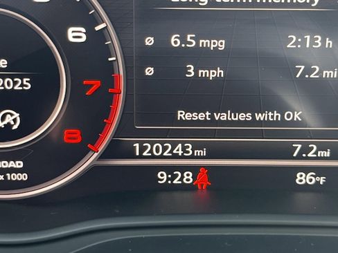 Used 2018 Audi Q5 2.0T Premium Plus w/ Premium Plus Package image 33