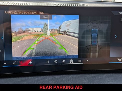 New 2026 BMW 330i xDrive 330i xDrive w/ Premium Package image 15