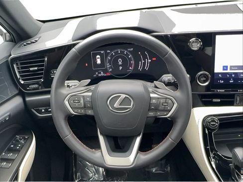 Used 2022 Lexus NX 250 FWD image 38