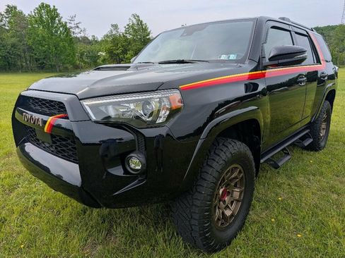 Used 2023 Toyota 4Runner 40th Anniversary SE AWD/4WD image 11